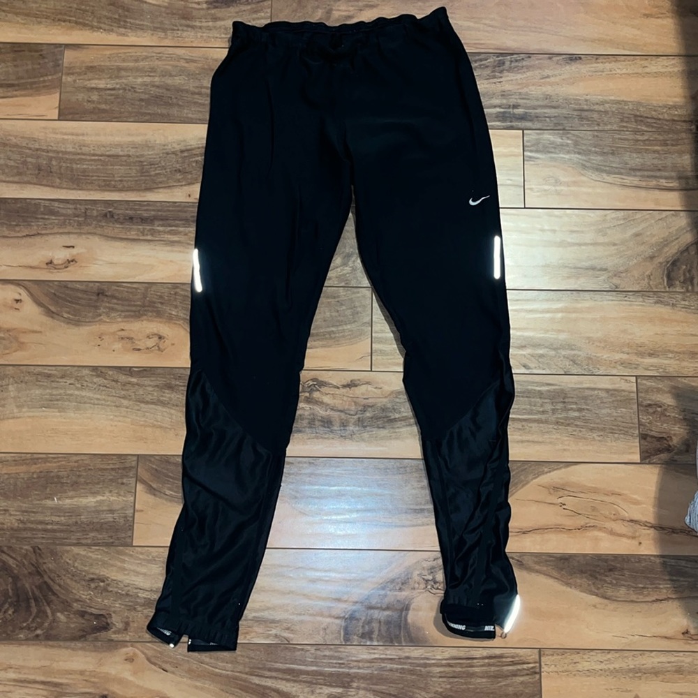 Nike women’s running tights
